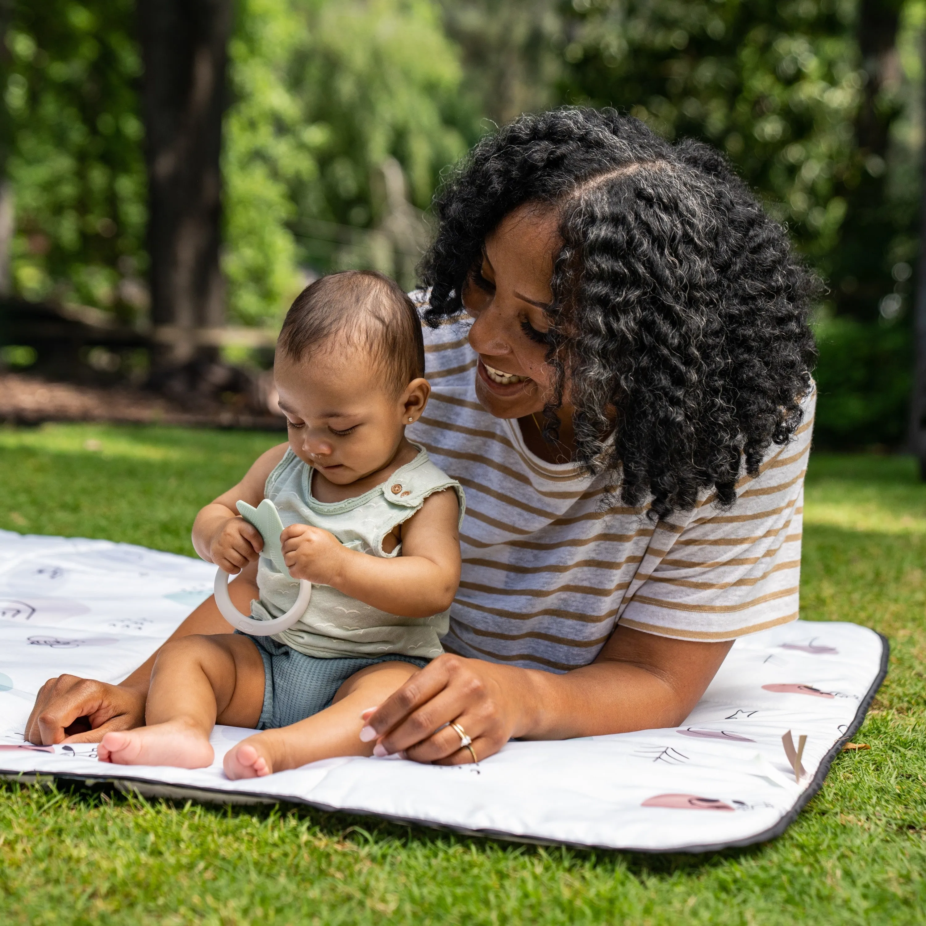 Tiny Love XL Outdoor Mat | Black & White Dcor Collection